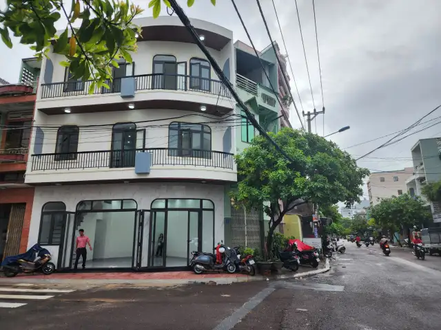 Bán nhà mặt tiền Bạch Đằng Thành phố Quy Nhơn, Bình Định – 3 phòng ngủ, giá 6.3 tỷ