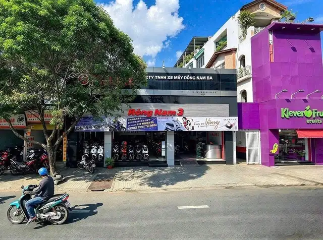 Bán nhà mặt tiền Phan Đăng Lưu Quận Phú Nhuận, TP.HCM – 2 phòng ngủ, giá 50 tỷ Bán nhà mặt tiền Phan Đăng Lưu Quận Phú Nhuận, TP.HCM – 2 phòng ngủ, giá 50 tỷ