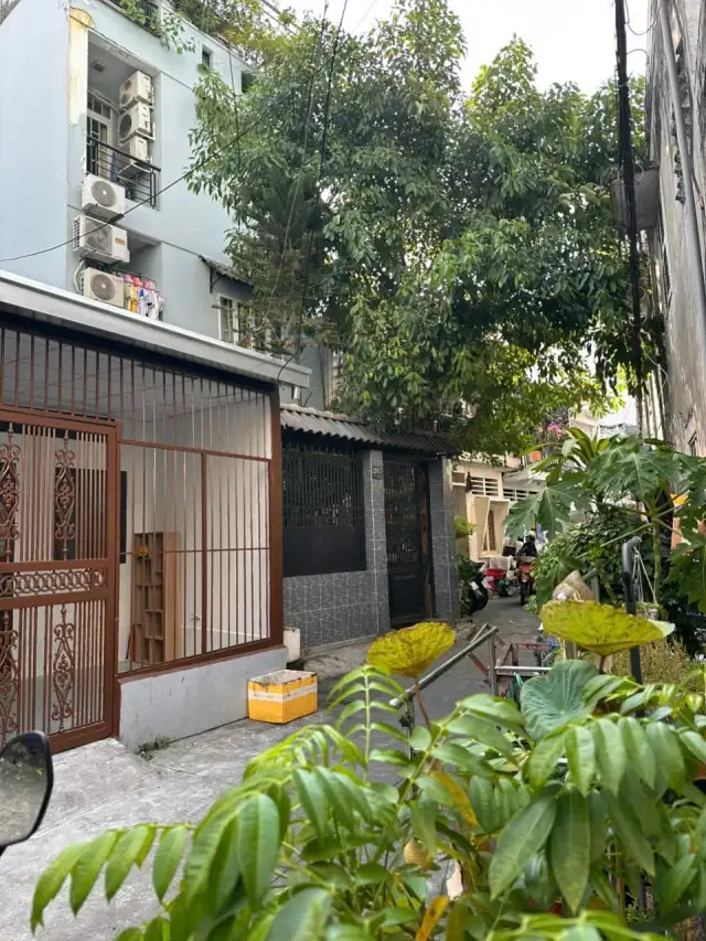 Bán nhà hẻm Hoàng Hoa Thám Quận Bình Thạnh, TP.HCM – 2 phòng ngủ, giá 9.5 tỷ Bán nhà hẻm Hoàng Hoa Thám Quận Bình Thạnh, TP.HCM – 2 phòng ngủ, giá 9.5 tỷ
