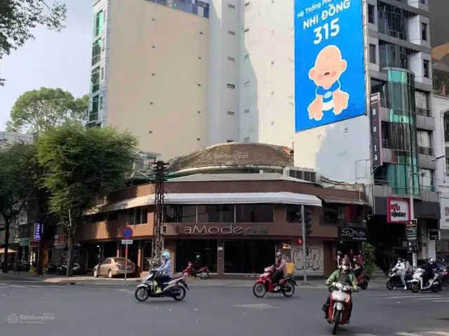 Bán nhà mặt tiền Bùi Thị Xuân Quận 1, TP.HCM – giá 320 tỷ