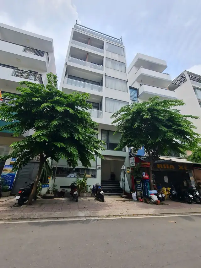 Bán nhà hẻm Nguyễn Cửu Vân Quận Bình Thạnh, TP.HCM – 12 phòng ngủ, giá 36 tỷ Bán nhà hẻm Nguyễn Cửu Vân Quận Bình Thạnh, TP.HCM – 12 phòng ngủ, giá 36 tỷ
