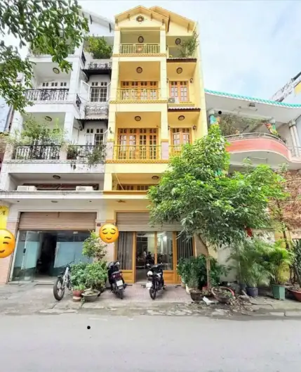 Bán nhà mặt tiền Hoa Sữa Quận Phú Nhuận, TP.HCM – 5 phòng ngủ, giá 21 tỷ Bán nhà mặt tiền Hoa Sữa Quận Phú Nhuận, TP.HCM – 5 phòng ngủ, giá 21 tỷ