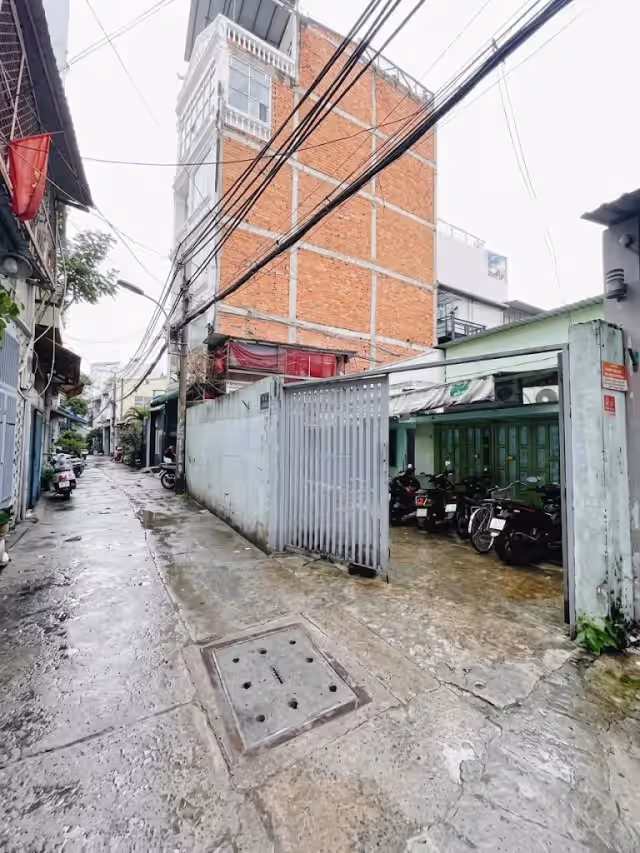Bán nhà hẻm Tôn Thất Thuyết Quận 4, TP.HCM – 6 phòng ngủ, giá 21 tỷ
