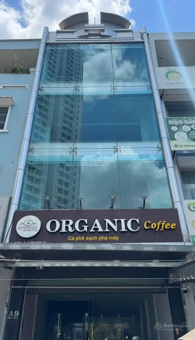 Bán nhà mặt tiền D4 Quận 7, TP.HCM – 1 phòng ngủ, giá 32 tỷ Bán nhà mặt tiền D4 Quận 7, TP.HCM – 1 phòng ngủ, giá 32 tỷ