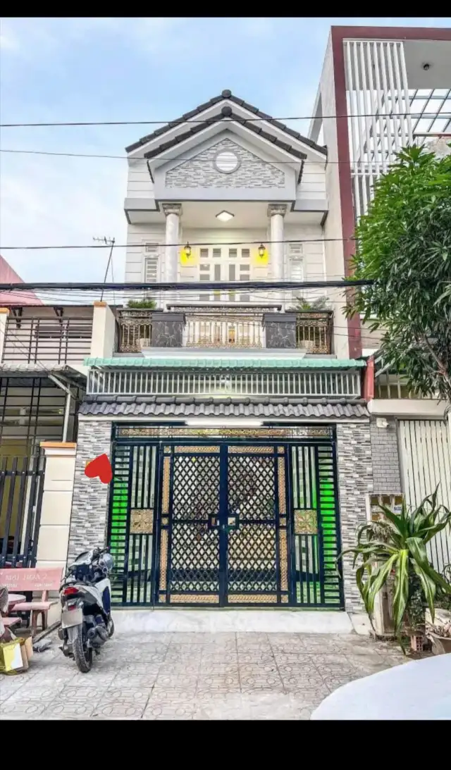 Bán nhà mặt tiền Nguyễn Hữu Trí Huyện Bình Chánh, TP.HCM – 4 phòng ngủ, giá 950 triệu Bán nhà mặt tiền Nguyễn Hữu Trí Huyện Bình Chánh, TP.HCM – 4 phòng ngủ, giá 950 triệu