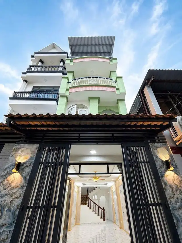 Bán nhà mặt tiền Âu dương lân  Quận 8, TP.HCM – 4 phòng ngủ, giá 7.3 tỷ