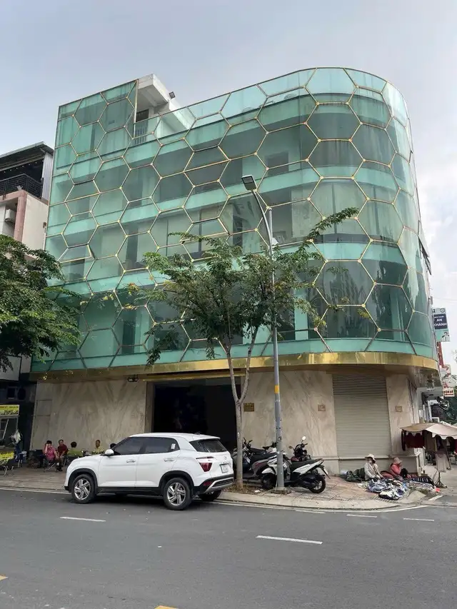 Bán nhà mặt tiền đường A Thành phố Thủ Đức, TP.HCM – 1 phòng ngủ, giá 67 tỷ