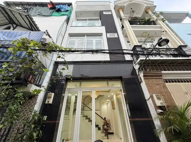 Bán nhà hẻm Nguyễn Xí Quận Bình Thạnh, TP.HCM – 3 phòng ngủ, giá 6.8 tỷ