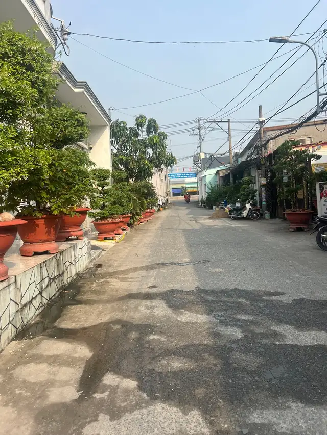 Bán nhà hẻm Nguyễn Cữu Phú Quận Bình Tân, TP.HCM – 6 phòng ngủ, giá 5 tỷ Bán nhà hẻm Nguyễn Cữu Phú Quận Bình Tân, TP.HCM – 6 phòng ngủ, giá 5 tỷ