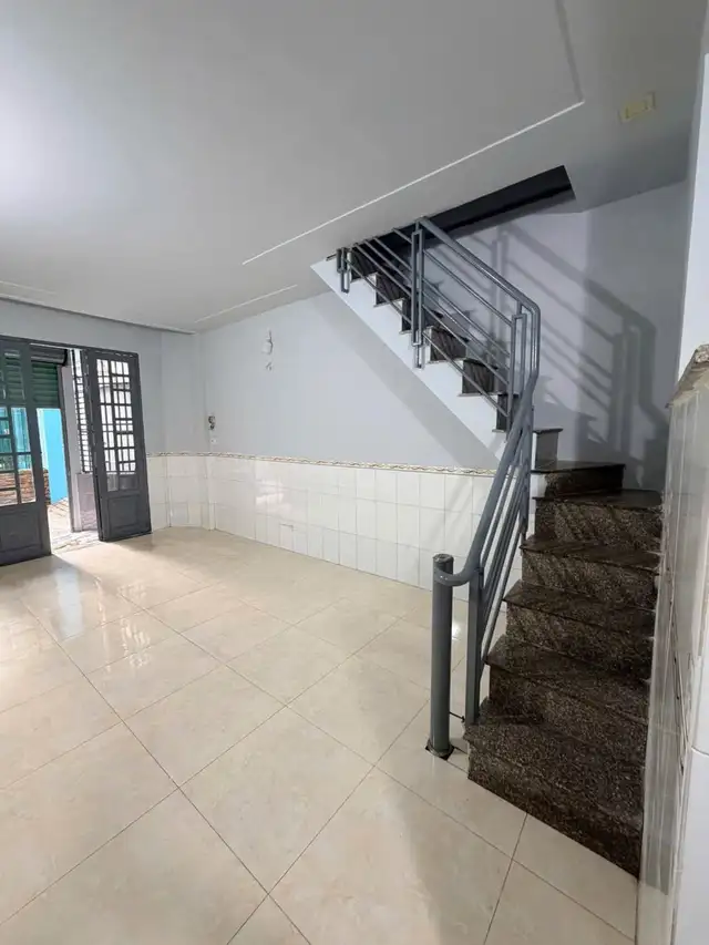 Cho thuê nhà hẻm Tô Hiến Thành Quận 10, TP.HCM – 2 phòng ngủ, giá 10 triệu