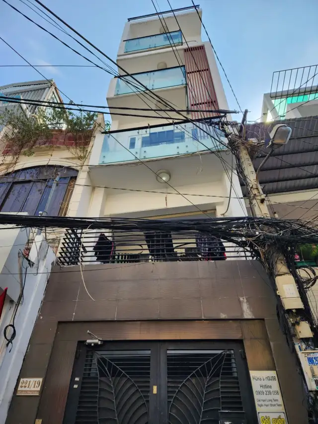 Bán nhà hẻm Võ Văn Tần Quận 3, TP.HCM – 10 phòng ngủ, giá 19 tỷ Bán nhà hẻm Võ Văn Tần Quận 3, TP.HCM – 10 phòng ngủ, giá 19 tỷ