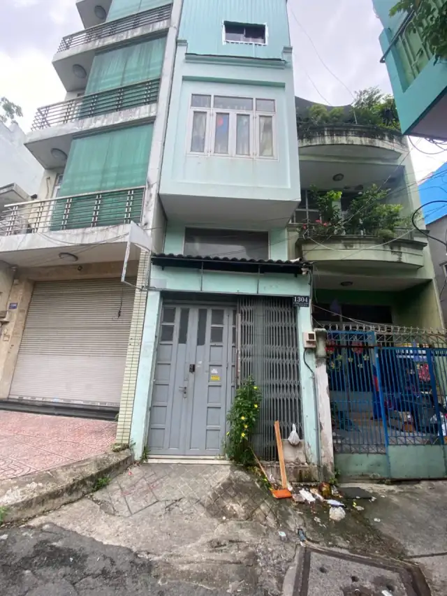 Bán nhà mặt tiền Trường Sa Quận Tân Bình, TP.HCM – 6 phòng ngủ, giá 8.5 tỷ