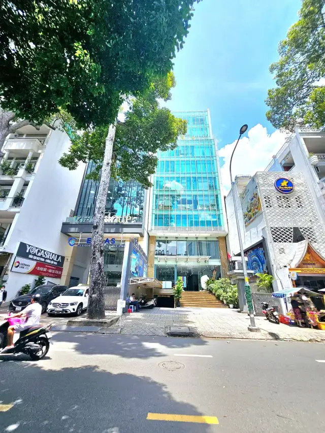 Bán nhà mặt tiền Cao Thắng Quận 3, TP.HCM – 12 phòng ngủ, giá 400 tỷ