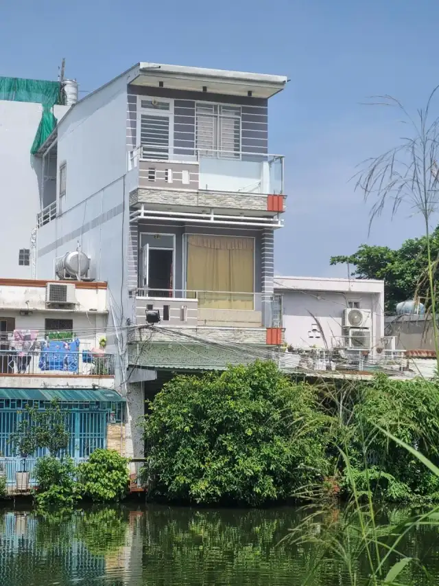 Bán nhà hẻm E11/304E Quốc lộ 50 Huyện Bình Chánh, TP.HCM – 3 phòng ngủ, giá 4.1 tỷ