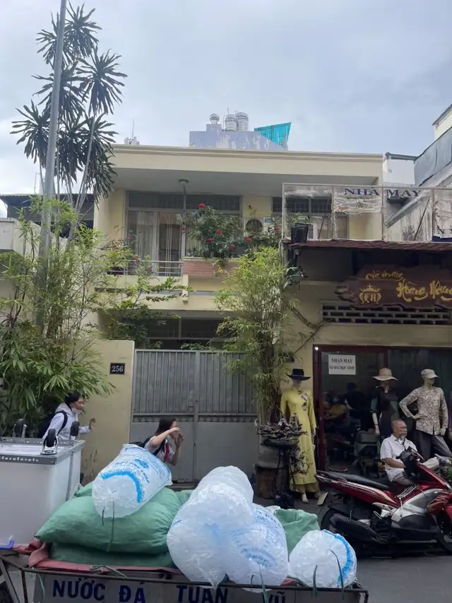 Bán nhà mặt tiền Bùi Viện Quận 1, TP.HCM – giá 73 tỷ