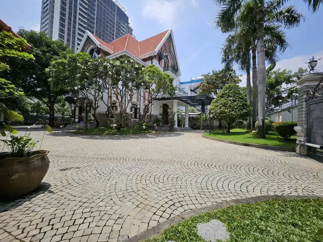 Bán nhà mặt tiền Nguyễn Văn Hưởng Thành phố Thủ Đức, Hồ Chí Minh – 5 phòng ngủ, giá 115 tỷ
