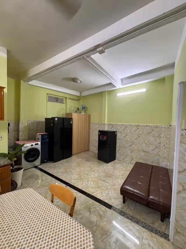 Bán nhà hẻm 240/11/10 Cách Mạng Tháng Tám Quận 3, TP.HCM – 2 phòng ngủ, giá 6.3 tỷ