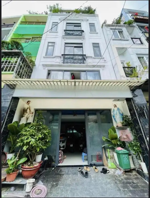 Bán nhà hẻm 256/6 Dương Quảng Hàm Quận Gò Vấp, TP.HCM – 11 phòng ngủ, giá 16 tỷ Bán nhà hẻm 256/6 Dương Quảng Hàm Quận Gò Vấp, TP.HCM – 11 phòng ngủ, giá 16 tỷ