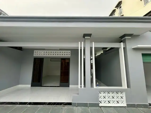 Bán nhà mặt tiền đường số 1 Quận 9, TP.HCM – 3 phòng ngủ, giá 16 tỷ Bán nhà mặt tiền đường số 1 Quận 9, TP.HCM – 3 phòng ngủ, giá 16 tỷ