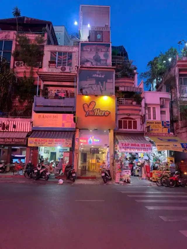 Bán nhà mặt tiền Đường Sư Vạn Hạnh Quận 10, TP.HCM – 8 phòng ngủ, giá 13 tỷ Bán nhà mặt tiền Đường Sư Vạn Hạnh Quận 10, TP.HCM – 8 phòng ngủ, giá 13 tỷ