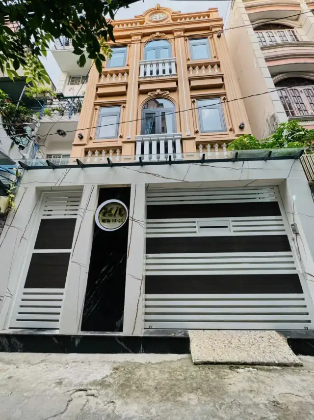 Bán nhà hẻm 96/8 Duy Tân Quận Phú Nhuận, TP.HCM – 12 phòng ngủ, giá 18.5 tỷ Bán nhà hẻm 96/8 Duy Tân Quận Phú Nhuận, TP.HCM – 12 phòng ngủ, giá 18.5 tỷ