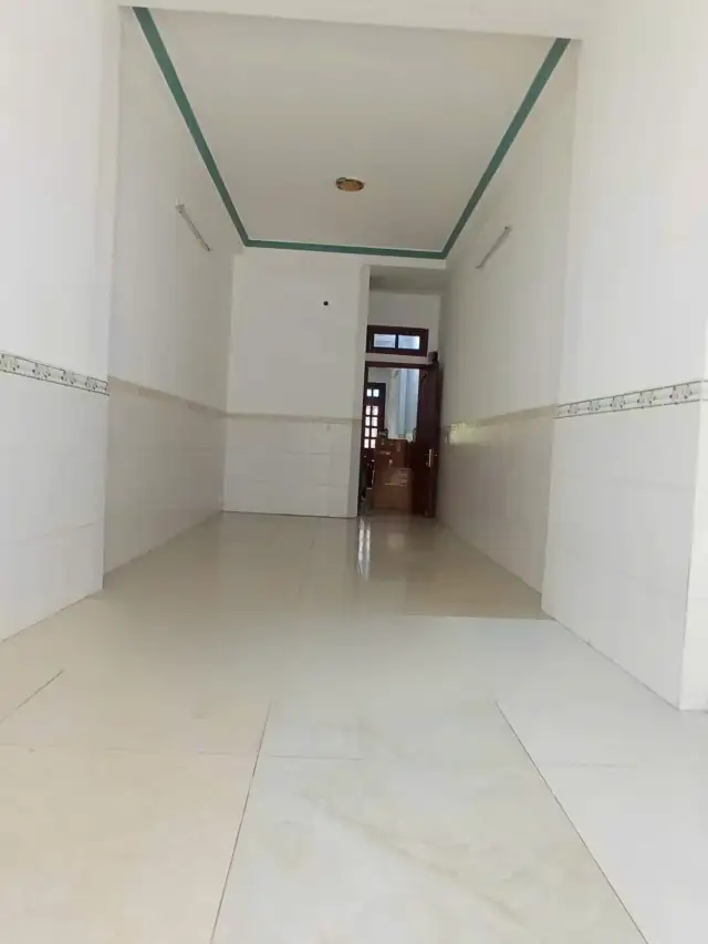 Bán nhà mặt tiền Đường Nguyễn Giản Thanh Quận 10, TP.HCM – 4 phòng ngủ, giá 15.6 tỷ
