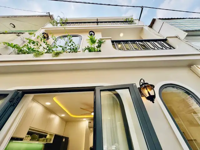 Bán nhà hẻm Vạn Kiếp Quận Bình Thạnh, TP.HCM – 2 phòng ngủ, giá 5.8 tỷ