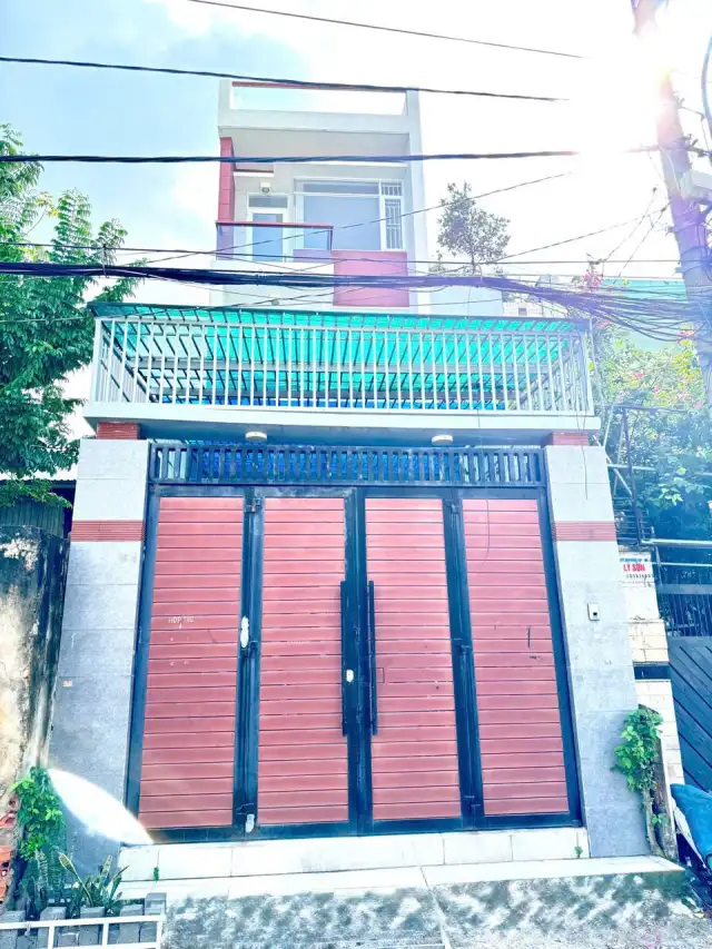 Bán nhà mặt tiền đường Số 44 Quận Gò Vấp, TP.HCM – 6 phòng ngủ, giá 12.9 tỷ