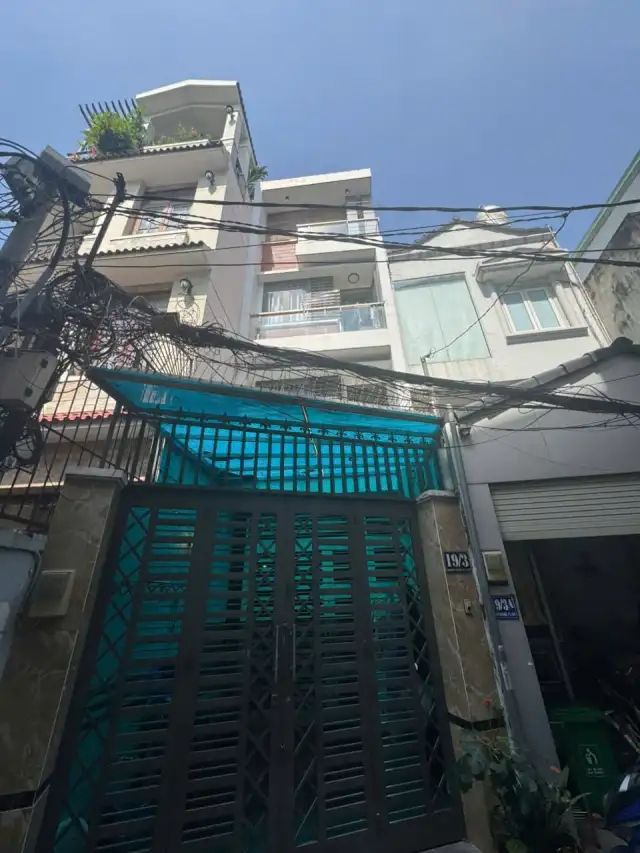 Bán nhà hẻm 19/3 Đường Nguyễn Văn Đậu Quận Phú Nhuận, TP.HCM – 7 phòng ngủ, giá 11.9 tỷ Bán nhà hẻm 19/3 Đường Nguyễn Văn Đậu Quận Phú Nhuận, TP.HCM – 7 phòng ngủ, giá 11.9 tỷ