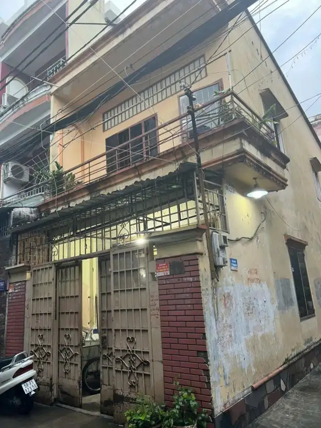 Bán nhà hẻm 1219/43 Đường Hoàng Sa Quận Tân Bình, TP.HCM – 2 phòng ngủ, giá 9 tỷ