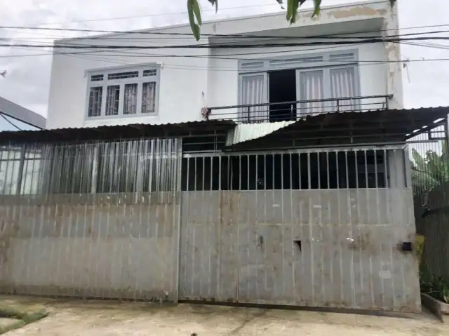 Bán nhà hẻm A1/39A đường Lô 2, ấp 1 Huyện Bình Chánh, TP.HCM – 3 phòng ngủ, giá 13.5 tỷ Bán nhà hẻm A1/39A đường Lô 2, ấp 1 Huyện Bình Chánh, TP.HCM – 3 phòng ngủ, giá 13.5 tỷ