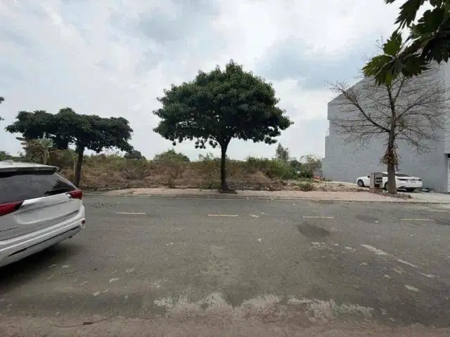Bán đất đường D1 Thành phố Dĩ An, Bình Dương – giá 3.8 tỷ