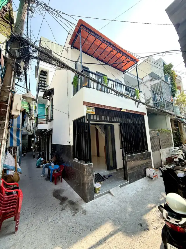 Bán nhà hẻm Âu Dương Lân Quận 8, TP.HCM – 2 phòng ngủ, giá 5.7 tỷ