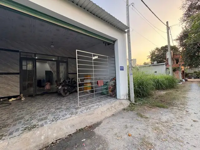 Bán nhà hẻm Tỉnh lộ 15, ấp Phú Thuận Huyện Củ Chi, TP.HCM – 2 phòng ngủ, giá 2.1 tỷ
