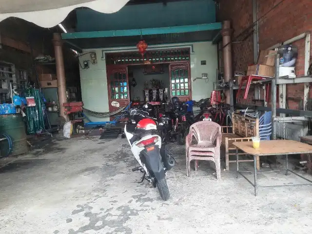Bán nhà mặt tiền Quốc Lộ 13 Thành phố Thủ Dầu Một, Bình Dương – 2 phòng ngủ, giá 12 tỷ