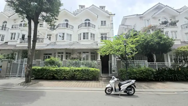 Bán nhà mặt tiền Đường  Đ7 Khu Biệt Thự Sài Gòn Pearl - Số 92 Đường Nguyễn Hữu Cảnh Quận Bình Thạnh, TP.HCM – 3 phòng ngủ, giá 300 tỷ