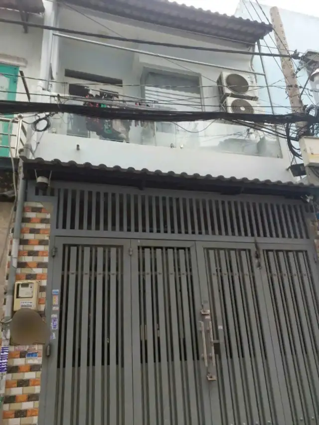 Bán nhà hẻm đường số 4 Quận Bình Tân, TP.HCM – 2 phòng ngủ, giá 3.3 tỷ
