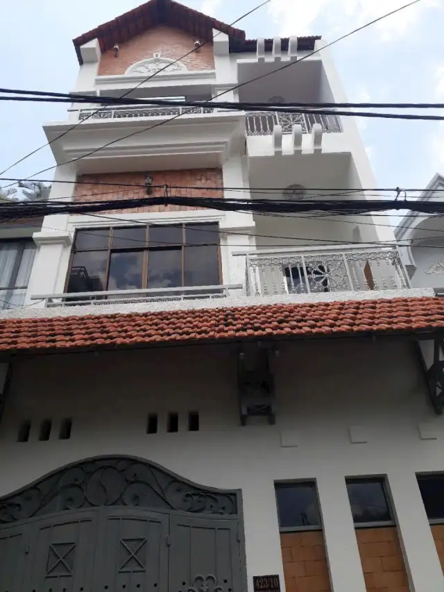 Bán nhà hẻm Đường Nguyễn Kiệm Quận Phú Nhuận, TP.HCM – 8 phòng ngủ, giá 32 tỷ Bán nhà hẻm Đường Nguyễn Kiệm Quận Phú Nhuận, TP.HCM – 8 phòng ngủ, giá 32 tỷ