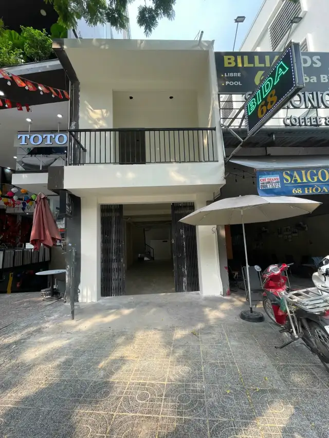Bán nhà mặt tiền Hòa Bình Quận 11, TP.HCM – 2 phòng ngủ, giá 14 tỷ
