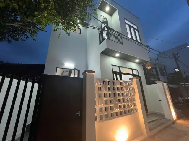 Bán nhà hẻm Đường Bình Thái 4 Quận Cẩm Lệ, TP. Đà Nẵng – 3 phòng ngủ, giá 3.9 tỷ Bán nhà hẻm Đường Bình Thái 4 Quận Cẩm Lệ, TP. Đà Nẵng – 3 phòng ngủ, giá 3.9 tỷ