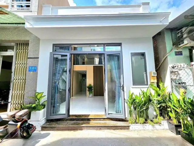 Bán nhà hẻm Phan Văn Hớn Quận 12, TP.HCM – 2 phòng ngủ, giá 4.2 tỷ Bán nhà hẻm Phan Văn Hớn Quận 12, TP.HCM – 2 phòng ngủ, giá 4.2 tỷ