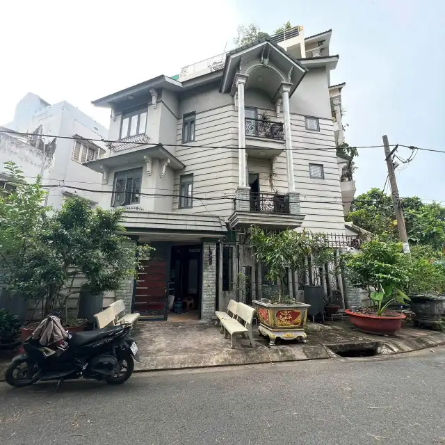 Bán nhà hẻm Lê Đức Thọ Quận Gò Vấp, TP.HCM – 4 phòng ngủ, giá 11.5 tỷ Bán nhà hẻm Lê Đức Thọ Quận Gò Vấp, TP.HCM – 4 phòng ngủ, giá 11.5 tỷ