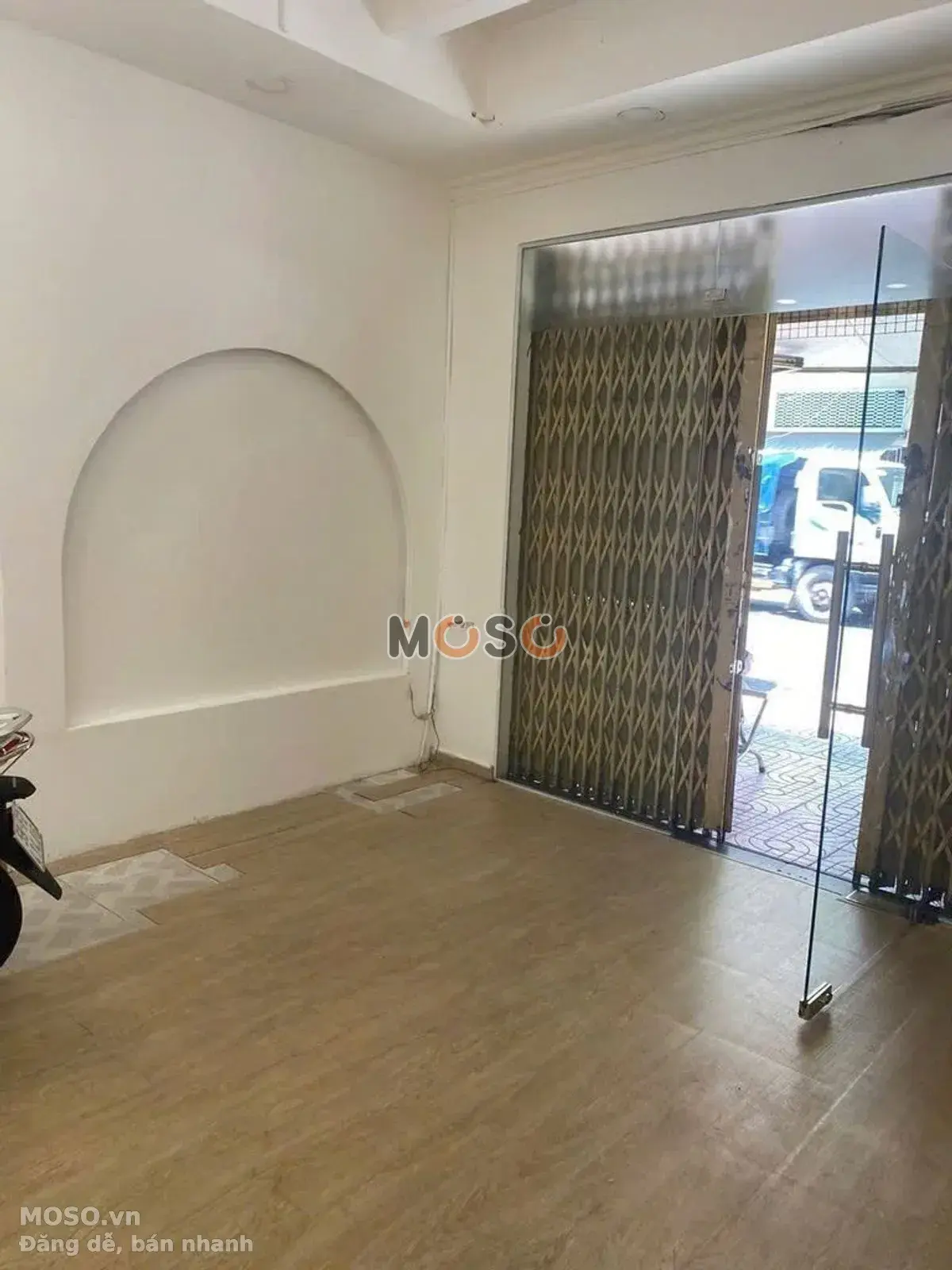 Cho thuê nhà mặt tiền Đường Nguyễn Duy Dương Quận 5, TP.HCM – 3 phòng ngủ, giá 30 triệu - ảnh 1
